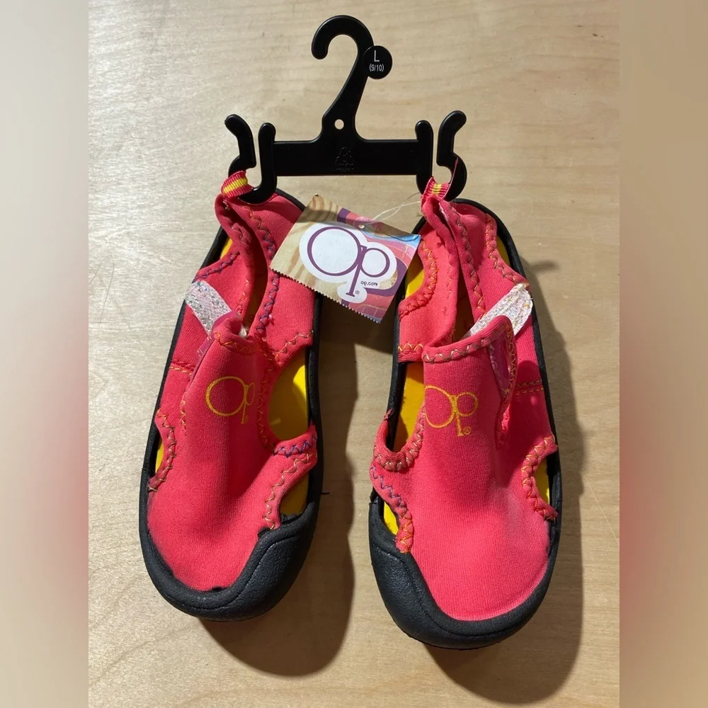 OP Kids Pink and Black Sandals Size Large (9/10) (LM)